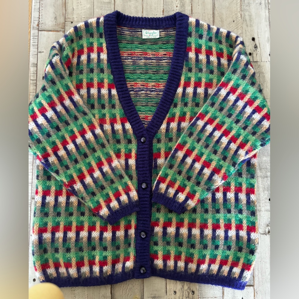 Vintage Benetton Cardigan Made in Italy See Measurements - Picture 3 of 9